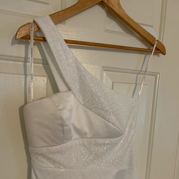 White formal dress from Dillard’s - Picture 2 of 4
